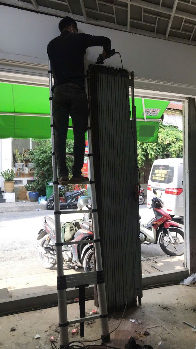 Sửa cửa kéo tại nhà uy tín