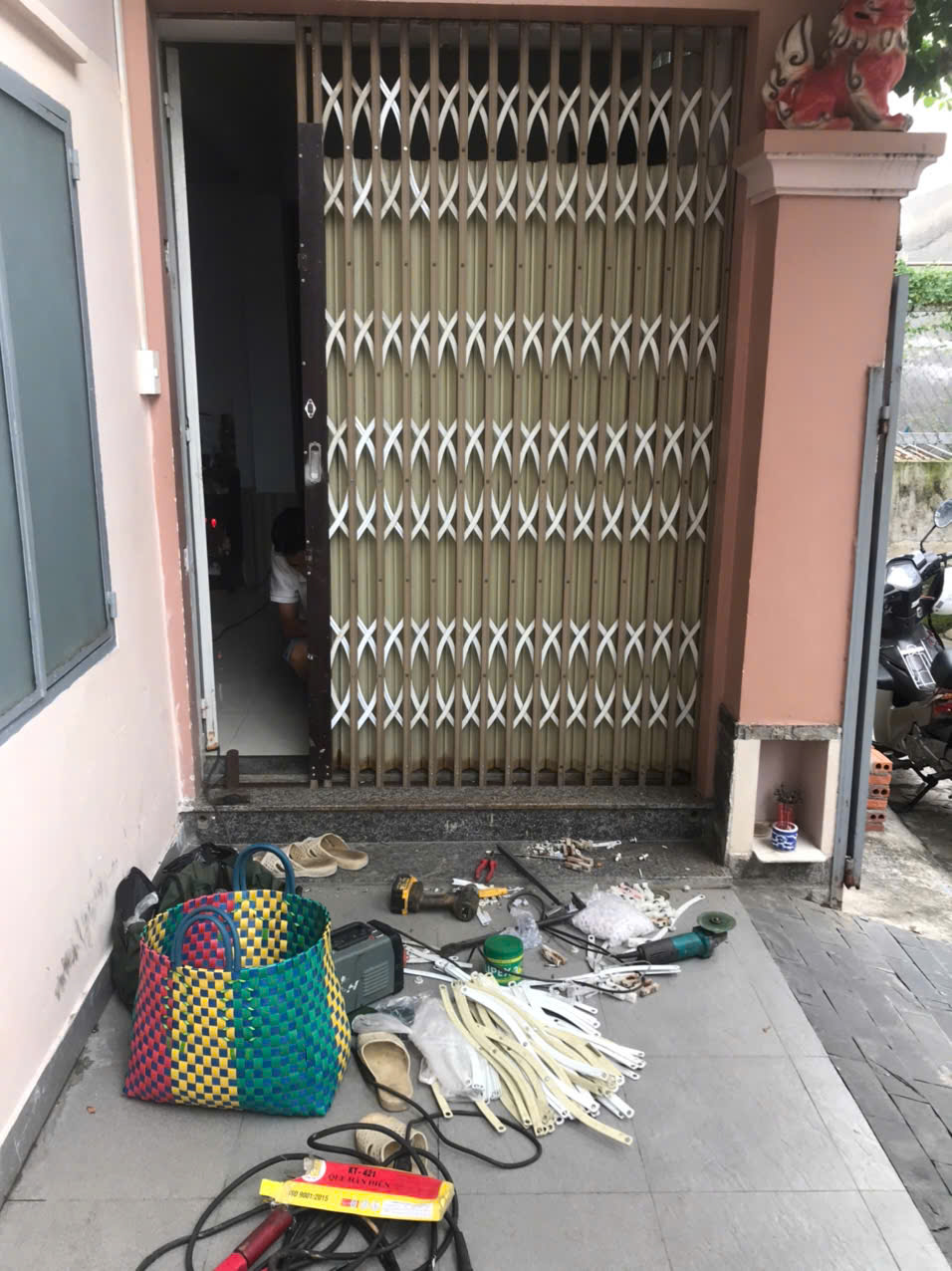 sửa cửa kéo đài loan tại bình dương TPHCM
